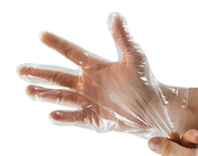Перчатка одноразовая из полиэтилена Gloves по 100 штук в пачке